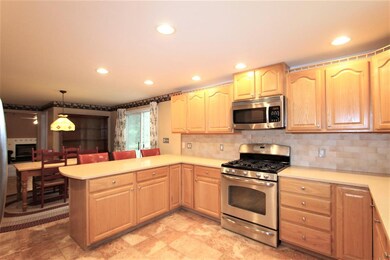 9 Laura Ln, Newton, NH 03858 - photo 5