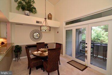 1377 Garden Wall Cir unit F, Reston, VA 20194 - photo 4