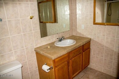 6607 N 44th Ave, Glendale, AZ 85301 - photo 2