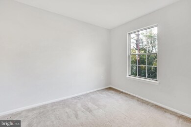 2762 Bordeaux Place unit 25B17, Woodbridge, VA 22192 - photo 5