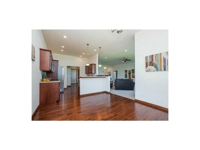 Eat-in Kitchen.
