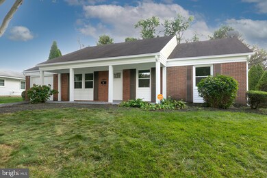 17 Topeka Pass, Willingboro, NJ 08046 - photo 2