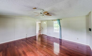 10100 Spring Creek Rd, Cookeville, TN 38506 - photo 3