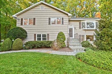 18 Wyndover Ln Cos Cob CT-print-021-020-