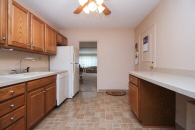 2648 Central Dr unit 2N, Flossmoor, IL 60422 - photo 3
