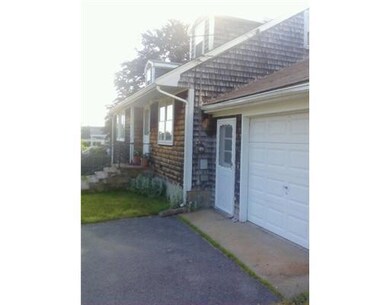 184 Reservoir Rd, Middletown, RI 02842 - photo 2