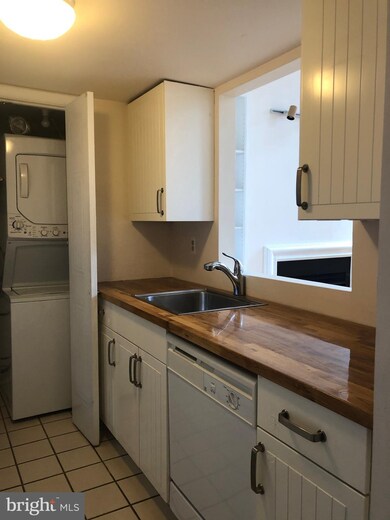 301 G St NE unit 16, Washington, DC 20002 - photo 6