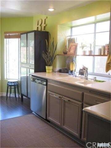Kitchen with breakfast nook