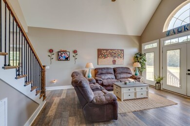 453 Old Pond Ln, Dickson, TN 37055 - photo 6