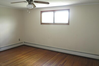 330 W Main St, Nanticoke, PA 18634 - photo 2