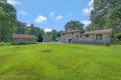 984 Forest Dr, Stroudsburg, PA 18360 - photo 7