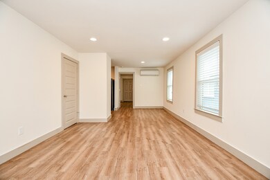 1009 Enid St unit 3, Houston, TX 77009 - photo 6