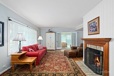 902 S Naperville Rd, Wheaton, IL 60189 - photo 4