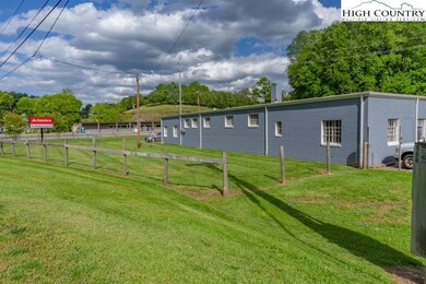 1080 Main St NW, Lenoir, NC 28645 - photo 2