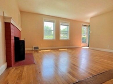 134 Russell Rd unit 1, West Newton, MA 02465 - photo 5