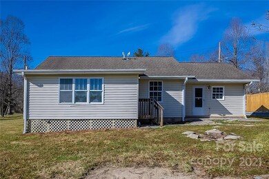 104 Joyce Rd, Hendersonville, NC 28792 - photo 7