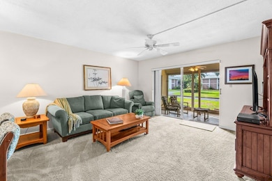 35 SE 13th St unit A4, Boca Raton, FL 33432 - photo 3