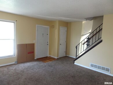 1704 W 53rd St, Davenport, IA 52806 - photo 3