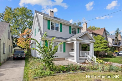 45 Baynton Ave NE, Grand Rapids, MI 49503 - photo 2