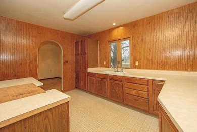 133 E End Ave, Evansdale, IA 50707 - photo 6