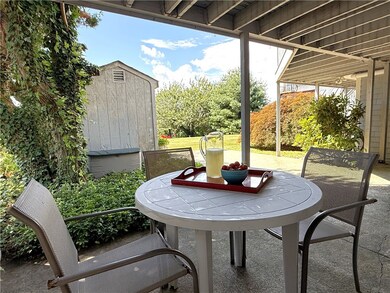 449 Wolcott Ave unit 1, Middletown, RI 02842 - photo 5