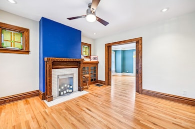 5-web-or-mls-E Tulane Rd-0705-005