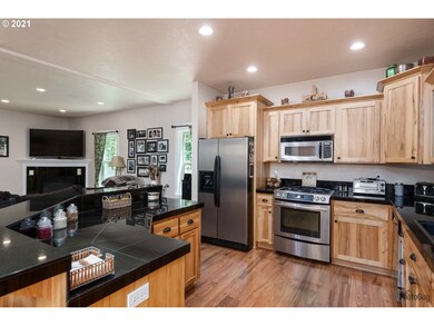 Kitchen/Living Room