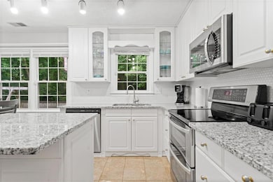 3123 Westbrook Trace, Lawrenceville, GA 30044 - photo 6