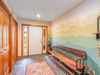 1091 Southview Dr, Richmond, VT 05477 - photo 3