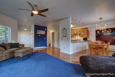 LR w/carpet & Brazilian Teak flooring