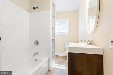 921 N Van Buren St unit 3, Wilmington, DE 19806 - photo 5