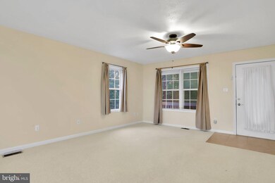 unlisted-address, Strasburg, VA 22657 - photo 4