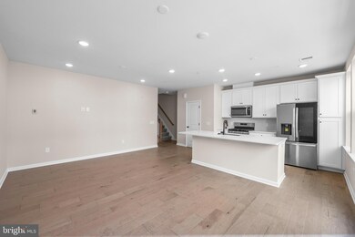 509 Reading Ct, West Windsor Township, NJ 08550 - photo 4