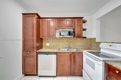 126 S Cypress Rd unit 729, Pompano Beach, FL 33060 - photo 4