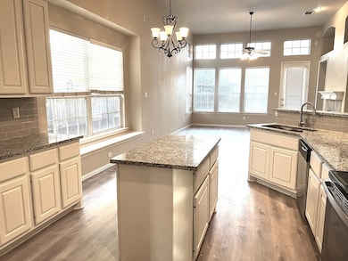 2421 Mallard Dr, Little Elm, TX 75068 - photo 4