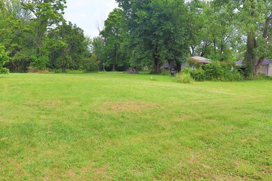 2170 E Markle Rd, Huntington, IN 46750 - photo 6