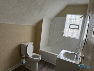 1012 Alden Ct, Toledo, OH 43609 - photo 6