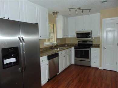 Kitchen (4)