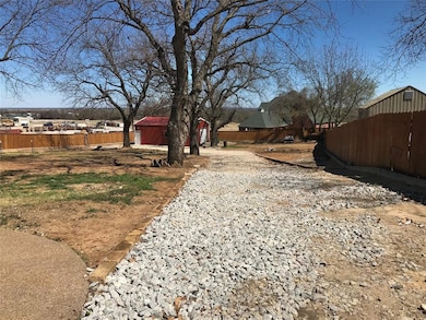 501 Land of Goshen Dr, Springtown, TX 76082 - photo 3