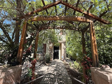 2019 Suzy Nagle Ave, Las Vegas, NV 89106 - photo 6