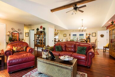 4-living room