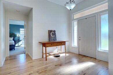 304 Casas Del Norte St, Granbury, TX 76049 - photo 7