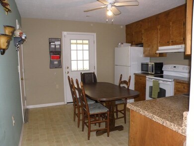 176 Graystone Cir, Macon, GA 31211 - photo 5