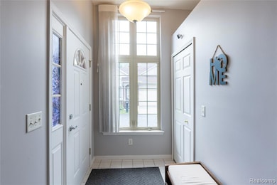 6 Canfield Cir, Dearborn Heights, MI 48127 - photo 4