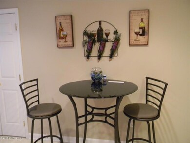 8442 Aspen Glen Way, Louisville, KY 40228 - photo 4