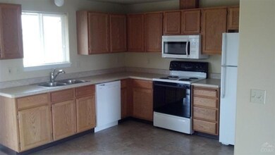 unlisted-address, Redmond, OR 97756 - photo 2