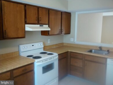 64 Joyceton Terrace, Upper Marlboro, MD 20774 - photo 3