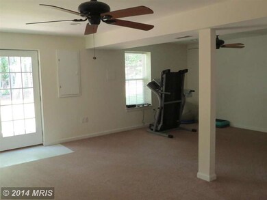 1433 Carlon Ct, Huntingtown, MD 20639 - photo 7