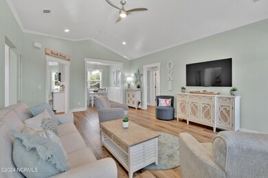 1904 E Oak Island Dr-2