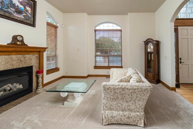 21040 Keller Ct - 6